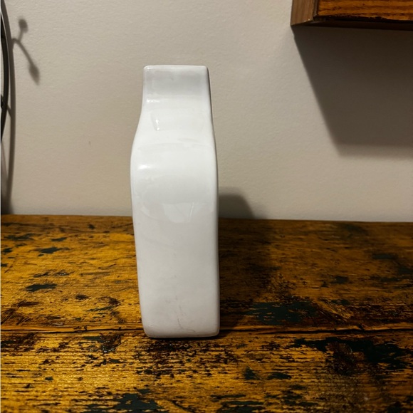 White Ceramic Vase with Geometric Design - Picture 3 of 7